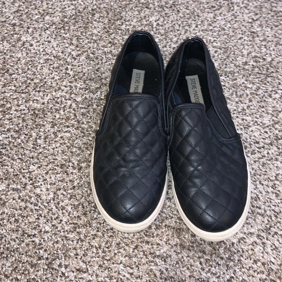 Steve Madden Slip on shoes size 8 - Picture 2 of 4